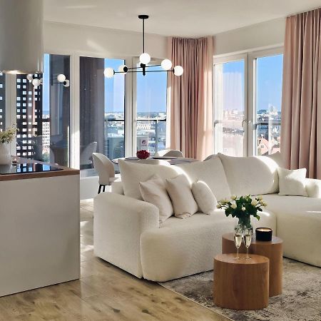 Urban Apartments Luxury Skyline Sokolska Towers 30A, 2 Free Garages, Gym & Sauna, Self Check-In 카토비체 외부 사진