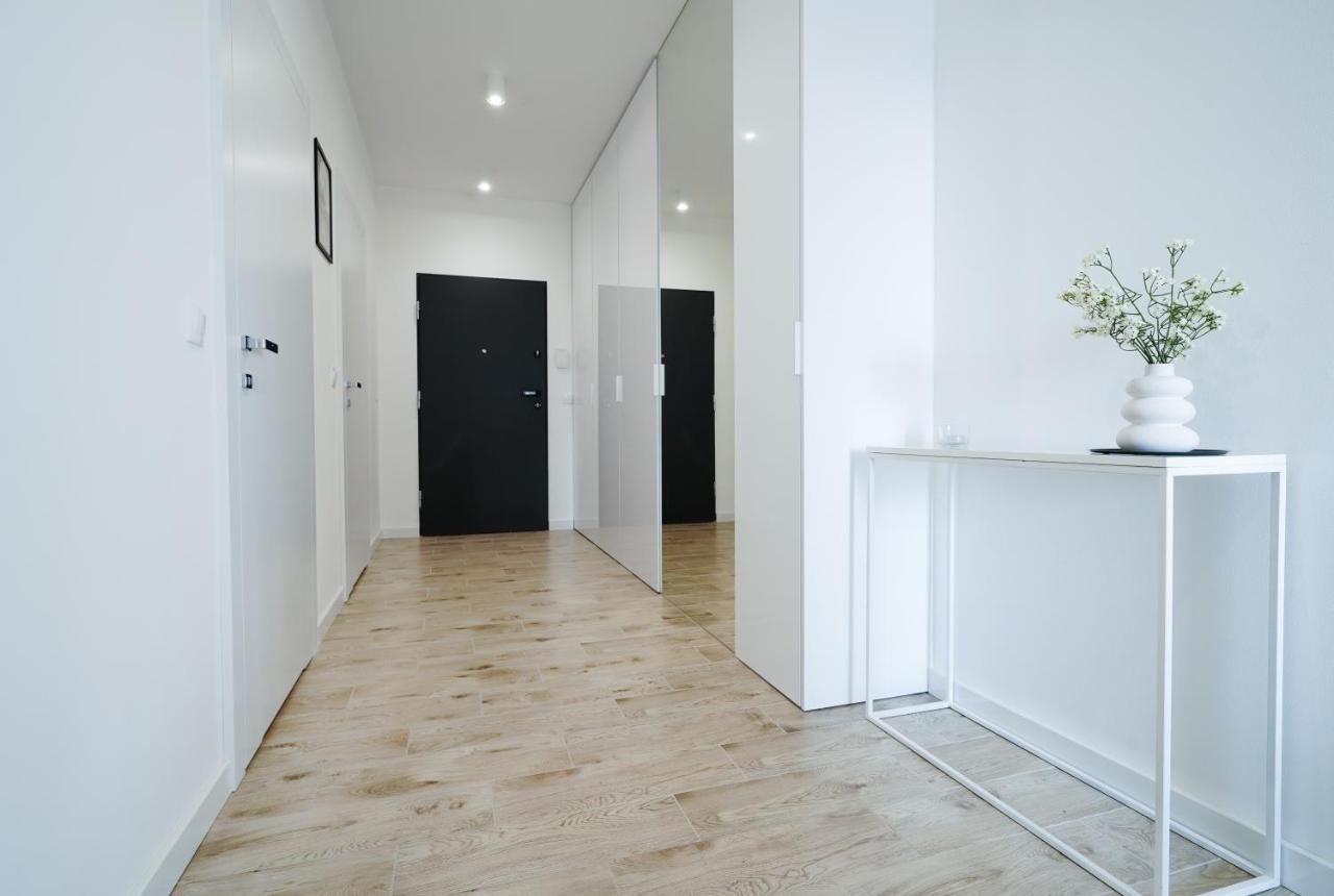 Urban Apartments Luxury Skyline Sokolska Towers 30A, 2 Free Garages, Gym & Sauna, Self Check-In 카토비체 외부 사진