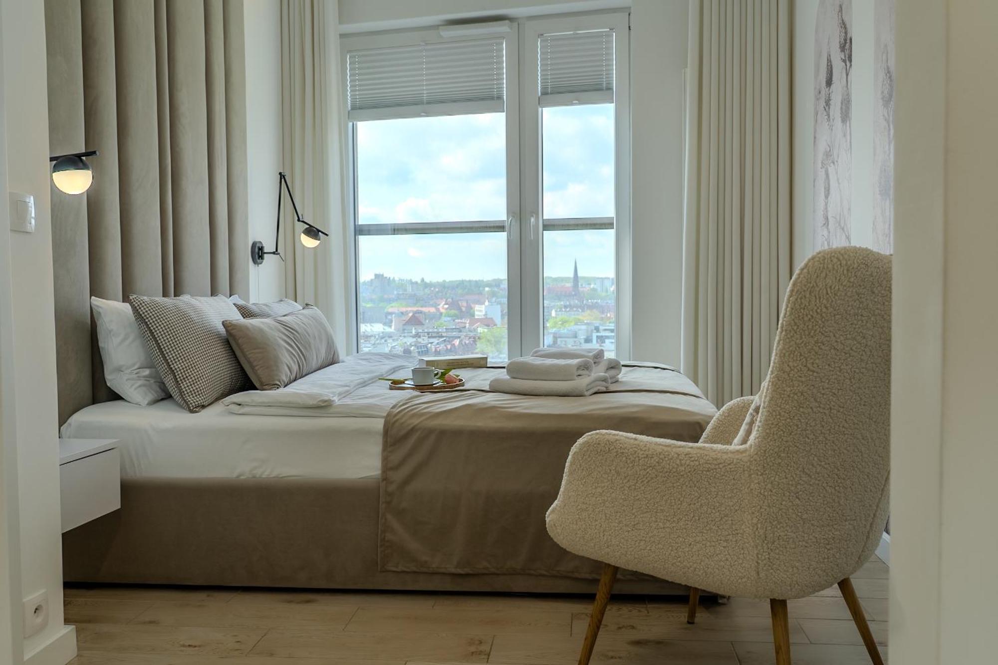 Urban Apartments Luxury Skyline Sokolska Towers 30A, 2 Free Garages, Gym & Sauna, Self Check-In 카토비체 외부 사진